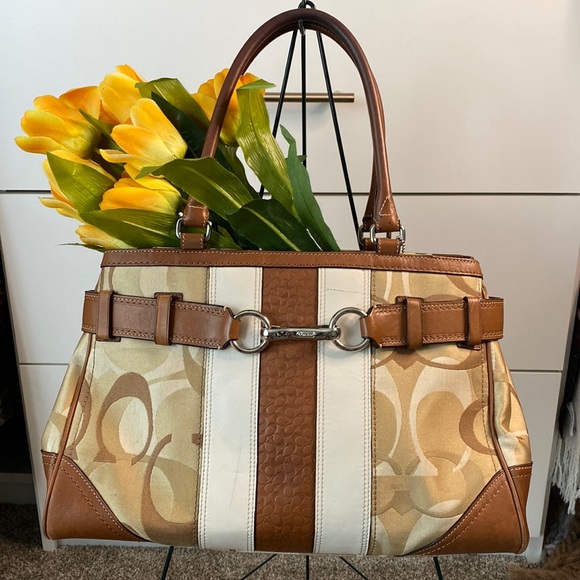 Coach Handbags - Coach Hampton Signature Shoulder Tote bag